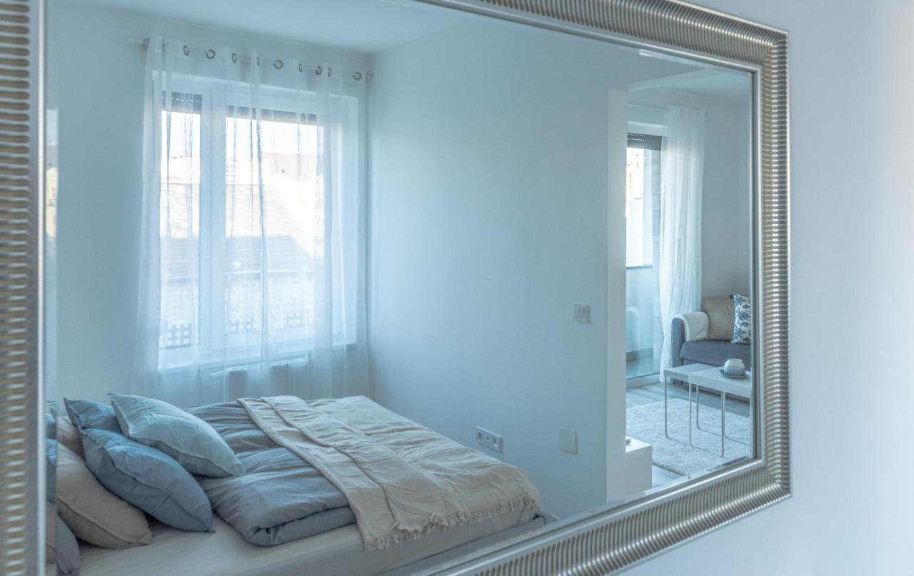 Dob36 Apartment With Free Private Parking And Balcony Budapest Eksteriør bilde
