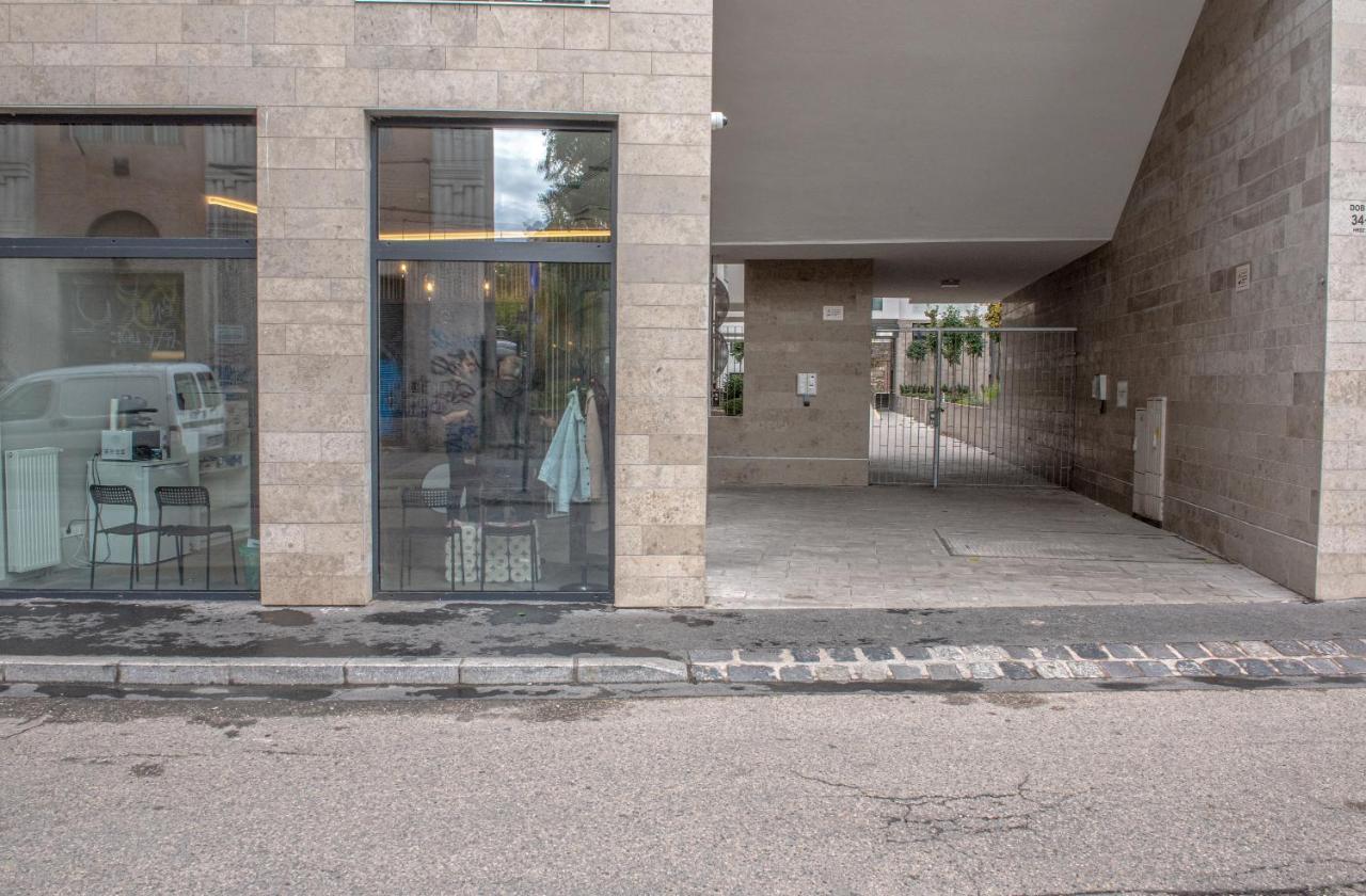 Dob36 Apartment With Free Private Parking And Balcony Budapest Eksteriør bilde