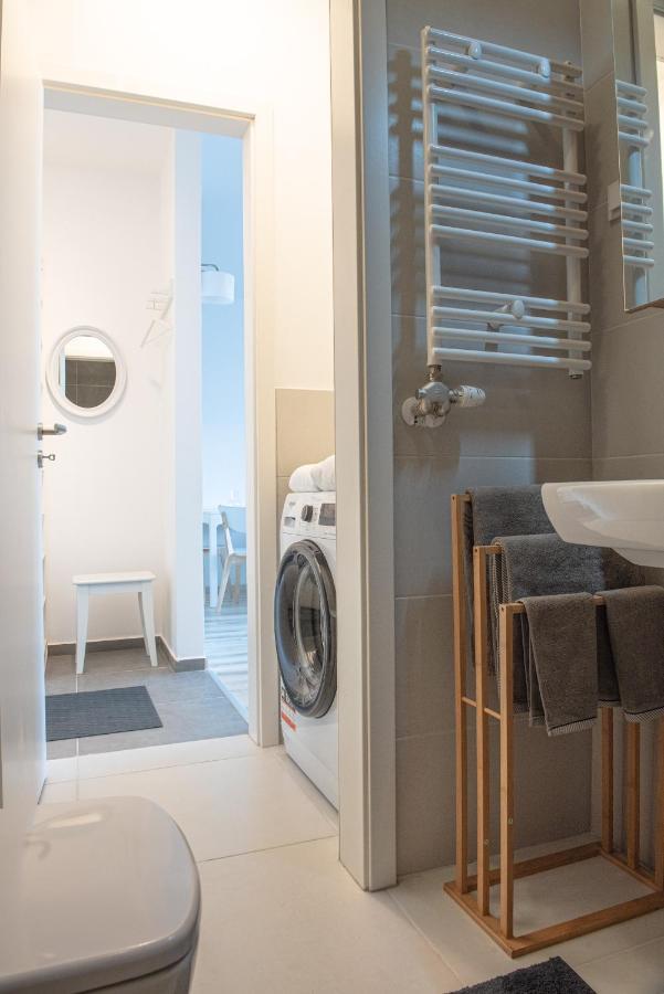 Dob36 Apartment With Free Private Parking And Balcony Budapest Eksteriør bilde